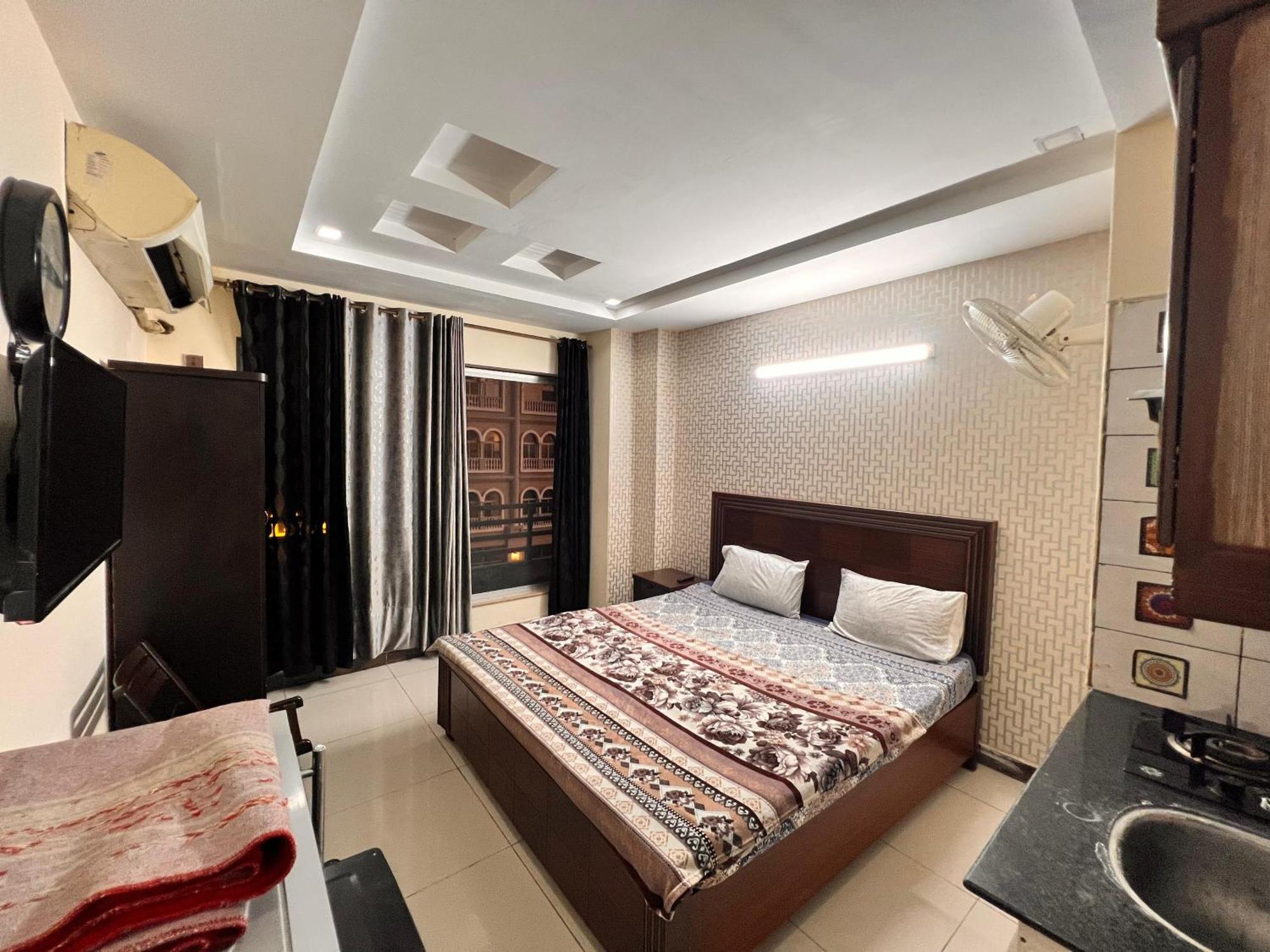 Comfortable Rental Apartments In Bahria Town Rawalpindi Room photo